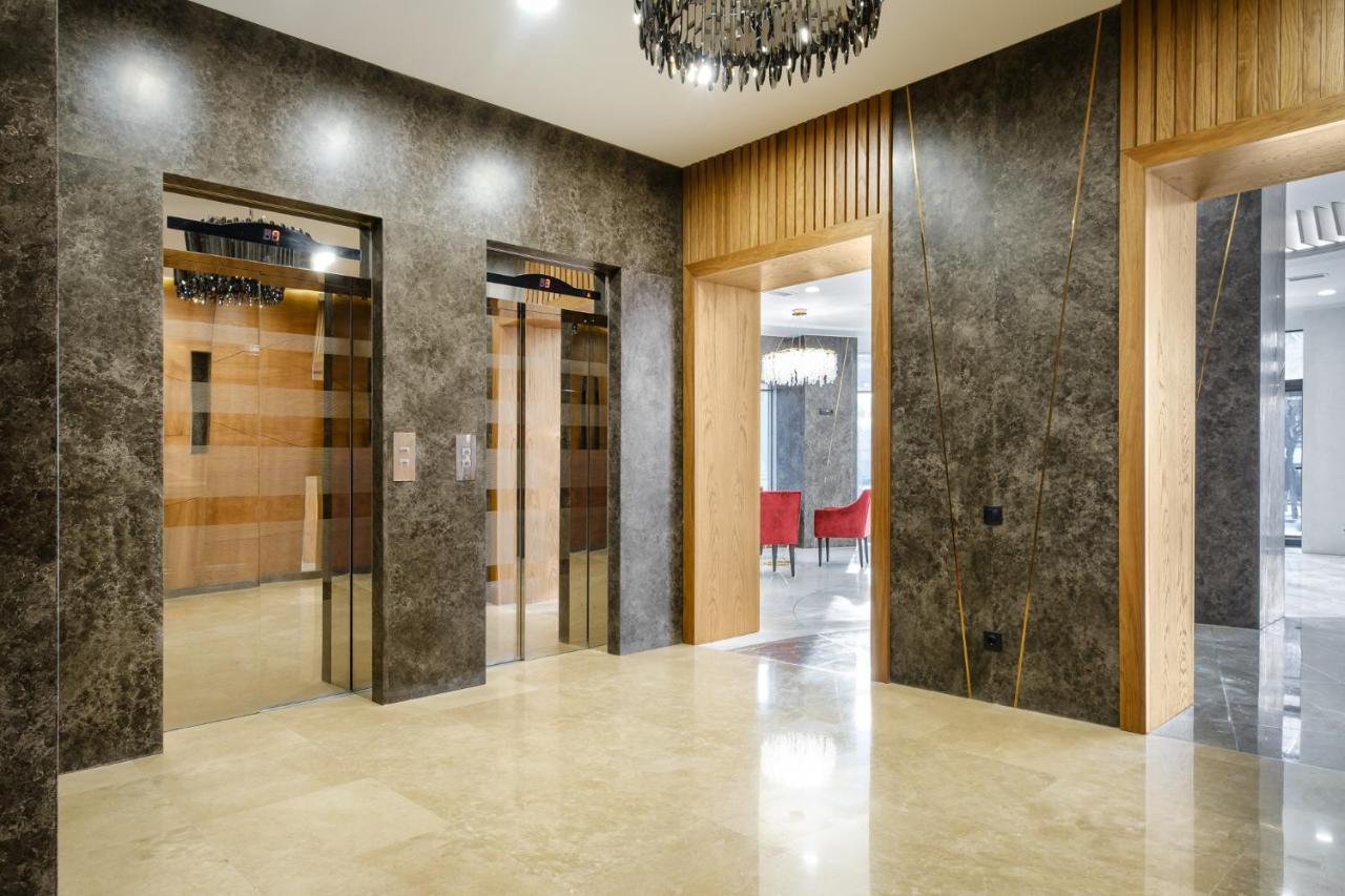 Grand Mildom Hotel Almaty Bagian luar foto